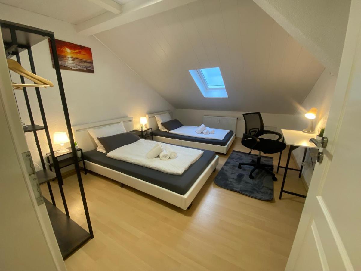 Deluxe Business Suite Mit Netflix Premium & Parkplatz, Zentral Zu Audi & Schwarz Gruppe With 2 Bedrooms バート・フリードリヒスハル エクステリア 写真