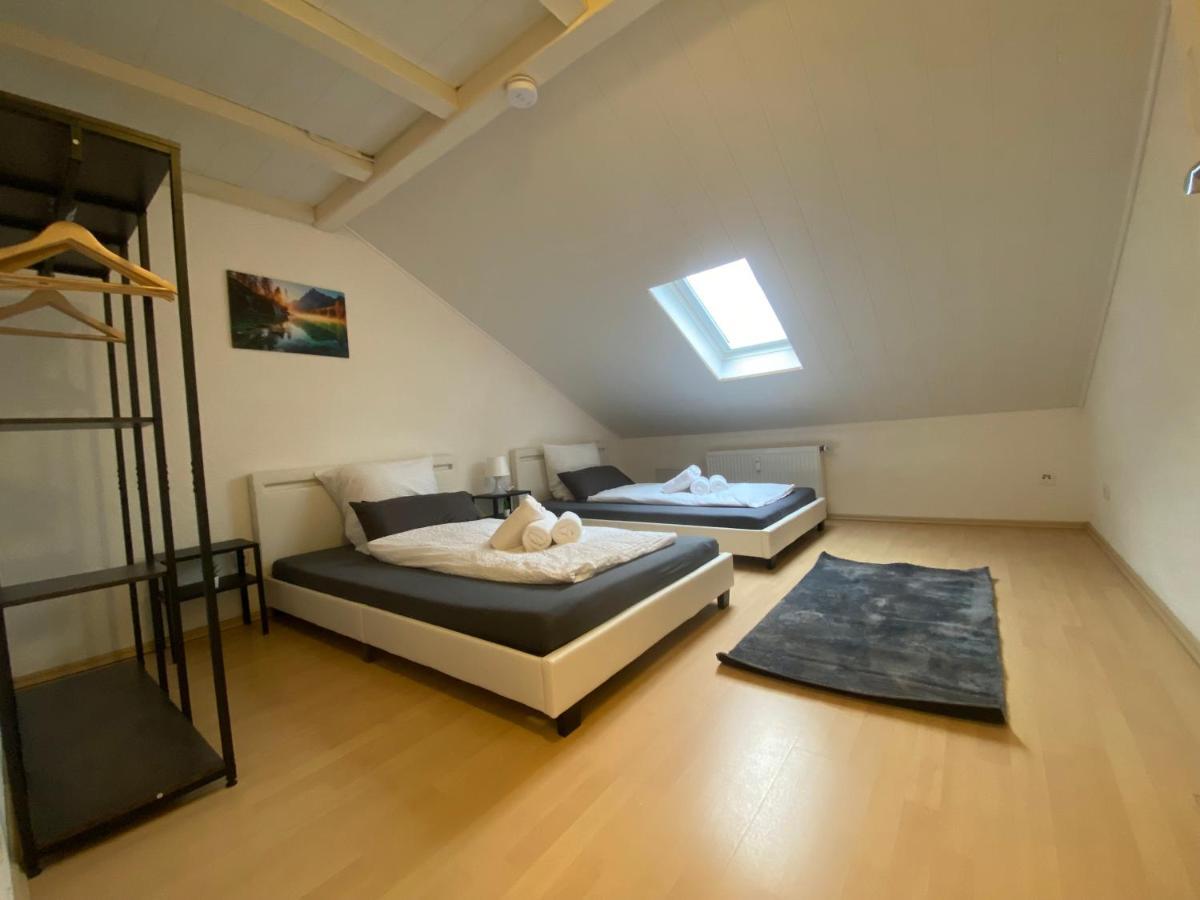 Deluxe Business Suite Mit Netflix Premium & Parkplatz, Zentral Zu Audi & Schwarz Gruppe With 2 Bedrooms バート・フリードリヒスハル エクステリア 写真