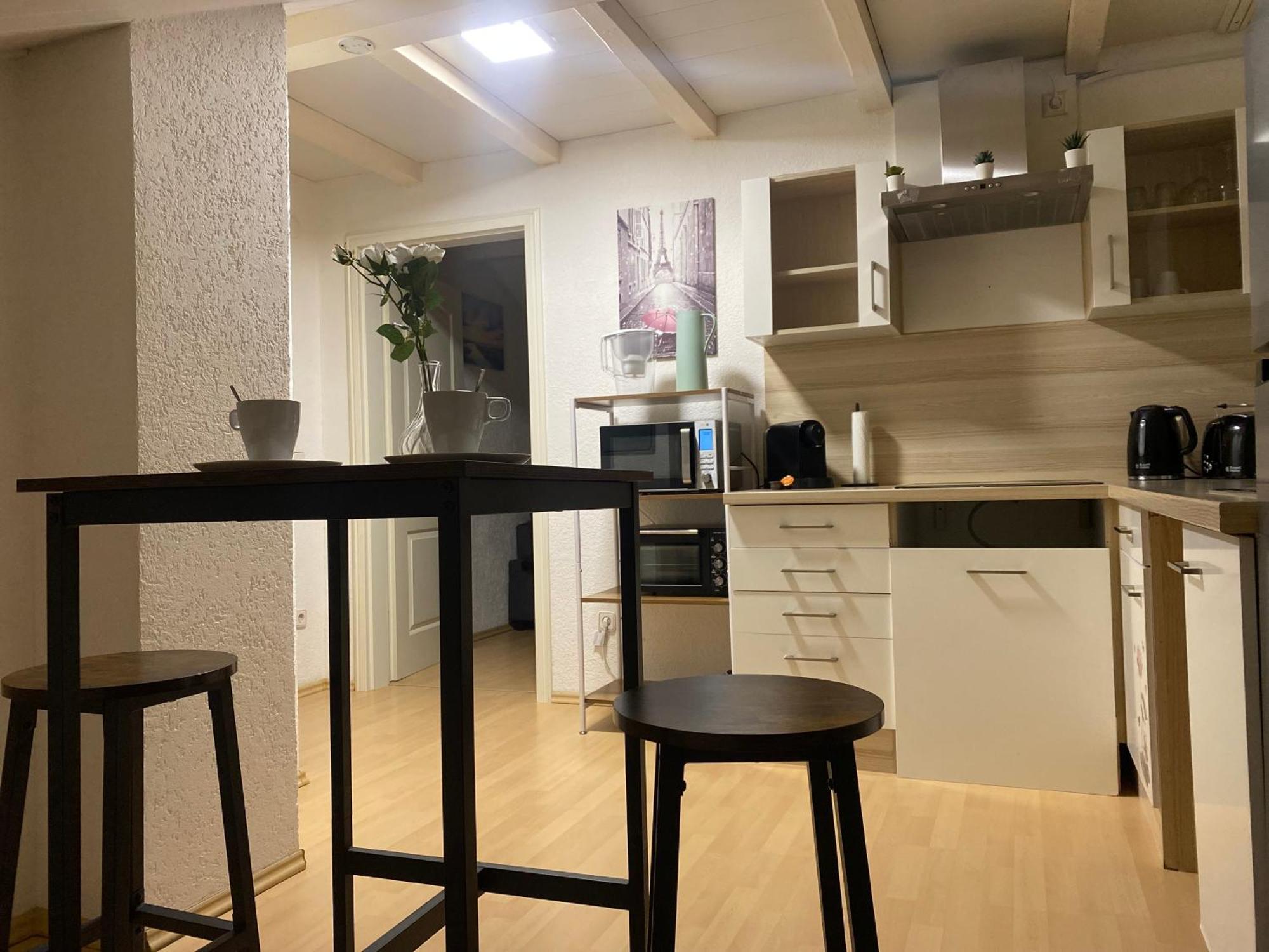 Deluxe Business Suite Mit Netflix Premium & Parkplatz, Zentral Zu Audi & Schwarz Gruppe With 2 Bedrooms バート・フリードリヒスハル エクステリア 写真